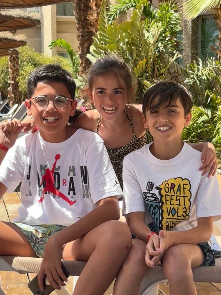 7eca06d2-4591-4990-af96-fa8e1ed37d0e